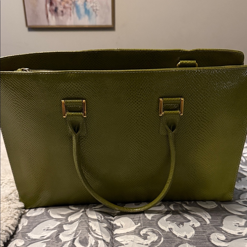 Elegant Green Tote Bag
